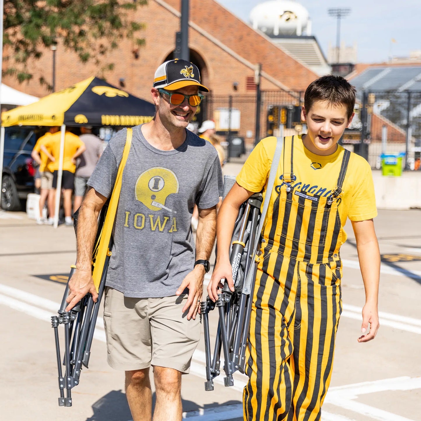 Comfort Pro Rocker - Iowa Hawkeyes J2